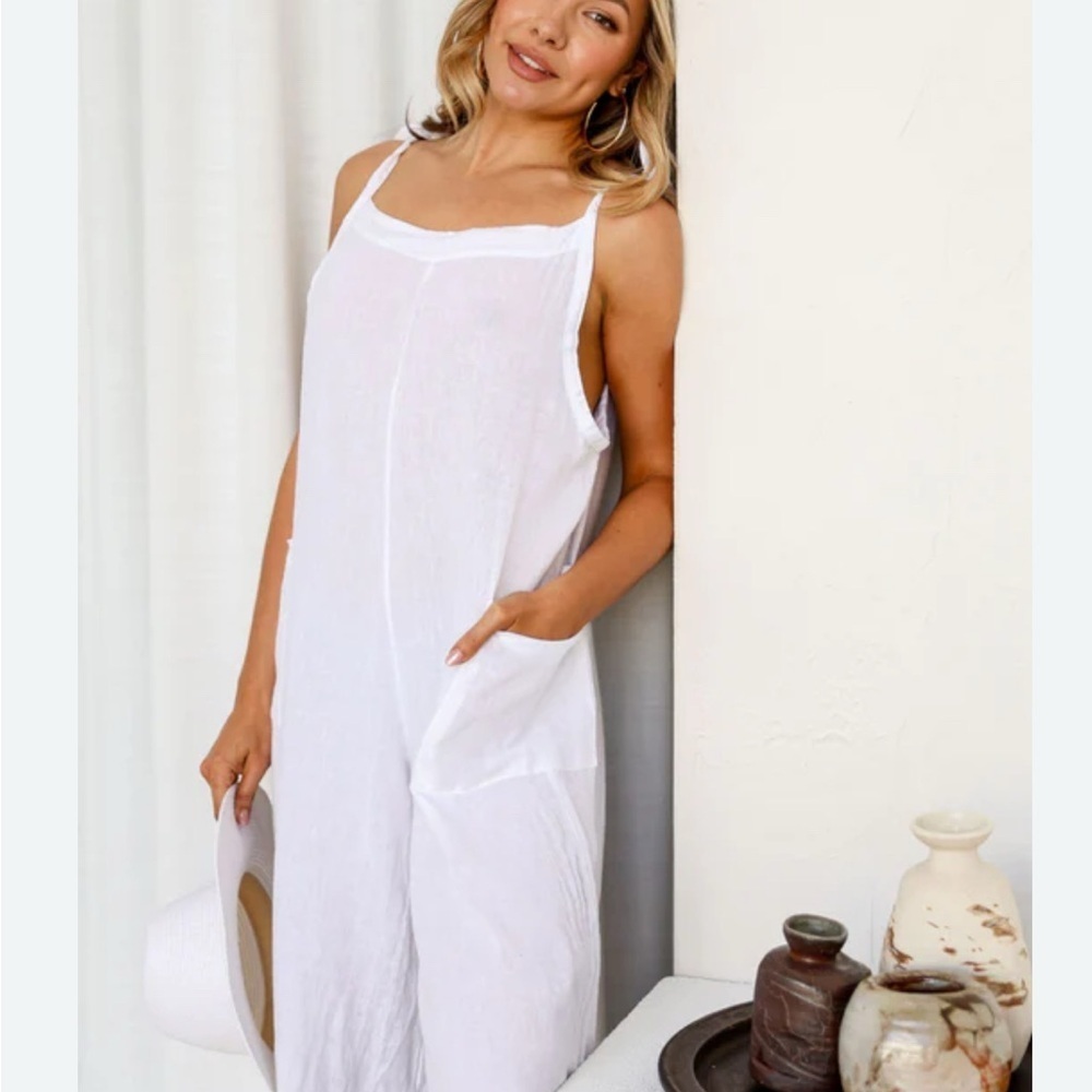 HAUTE HIPPIE STYLE Brilliant White Linen Blend Swimsuit Cover-up Jumpsuit - Picture 2 of 13